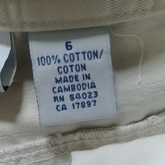 Old Navy Shorts - Picture 4 of 5